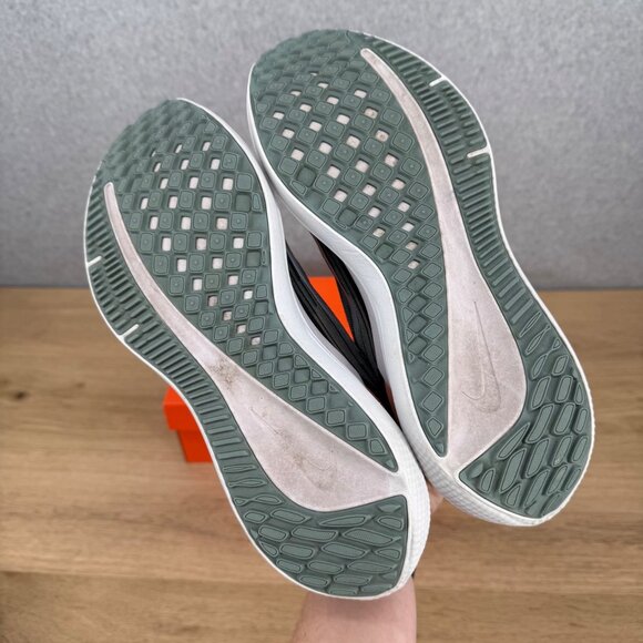 Nike Womens Winflo 9 Road Running Shoes Size 11 Black Peach Pink Active Athletic - Picture 12 of 16